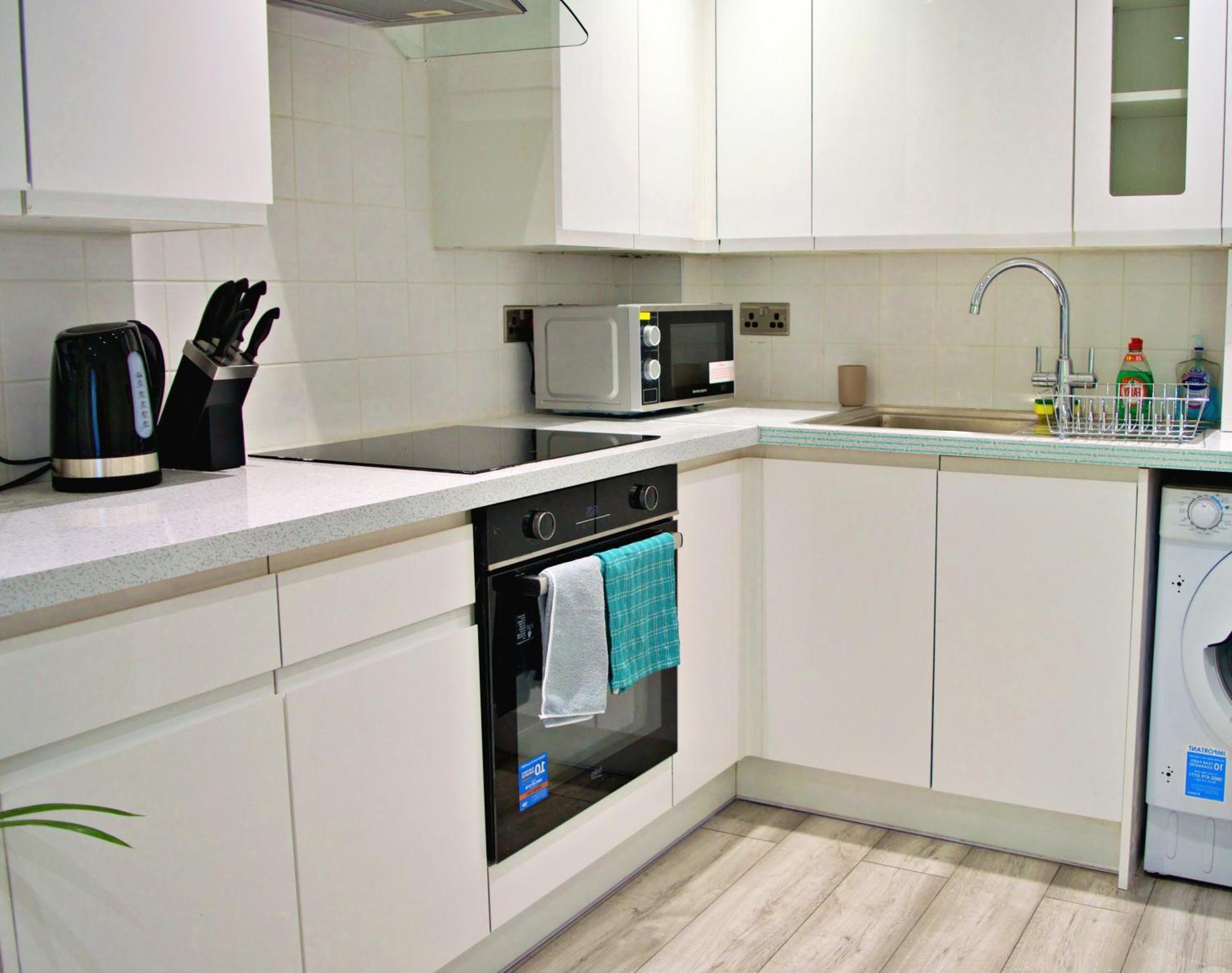 Beautiful Flat Near Central London - Entire Flat - Equipped Kitchen - Private Bathroom Buitenkant foto