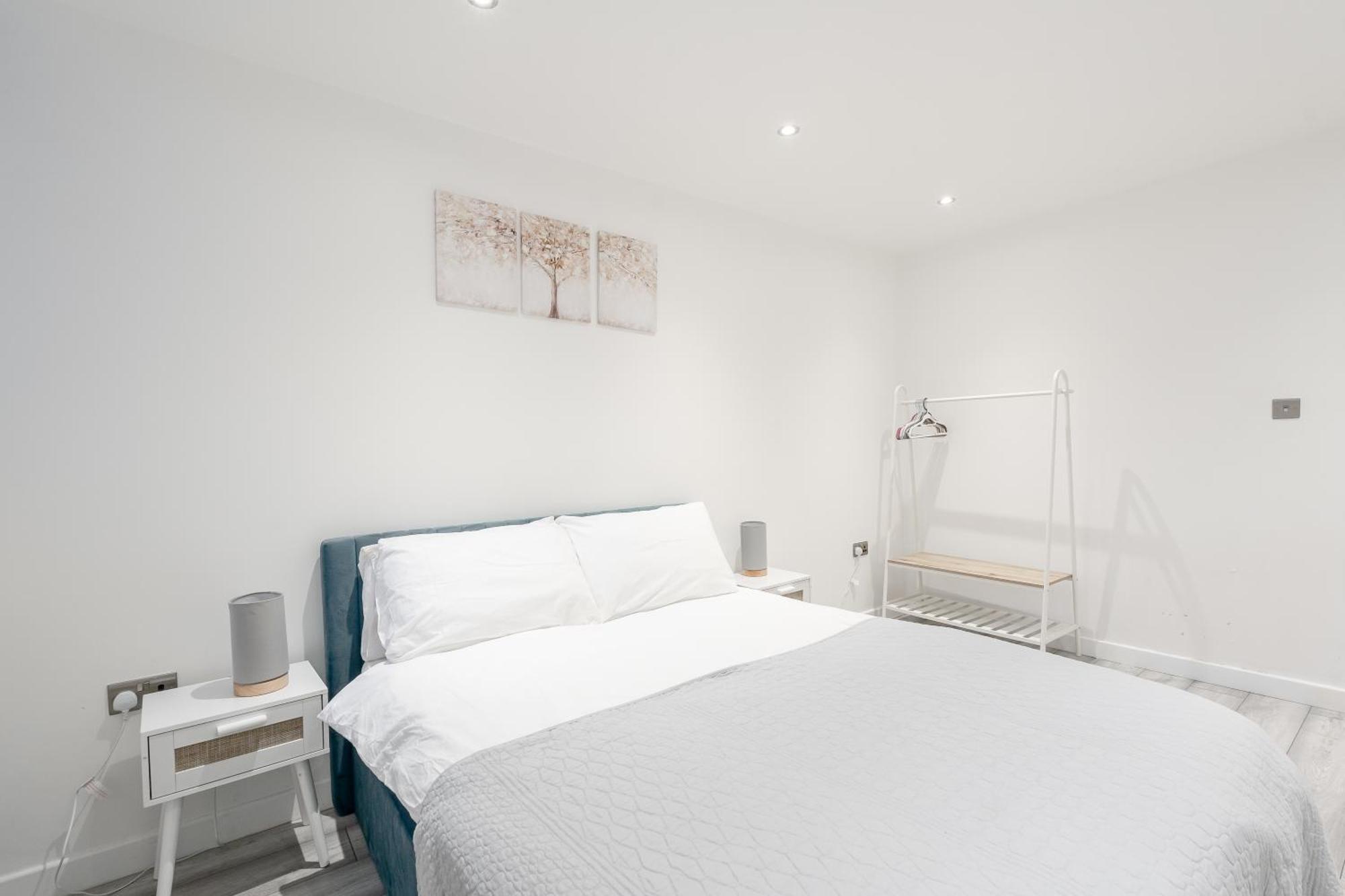 Beautiful Flat Near Central London - Entire Flat - Equipped Kitchen - Private Bathroom Buitenkant foto