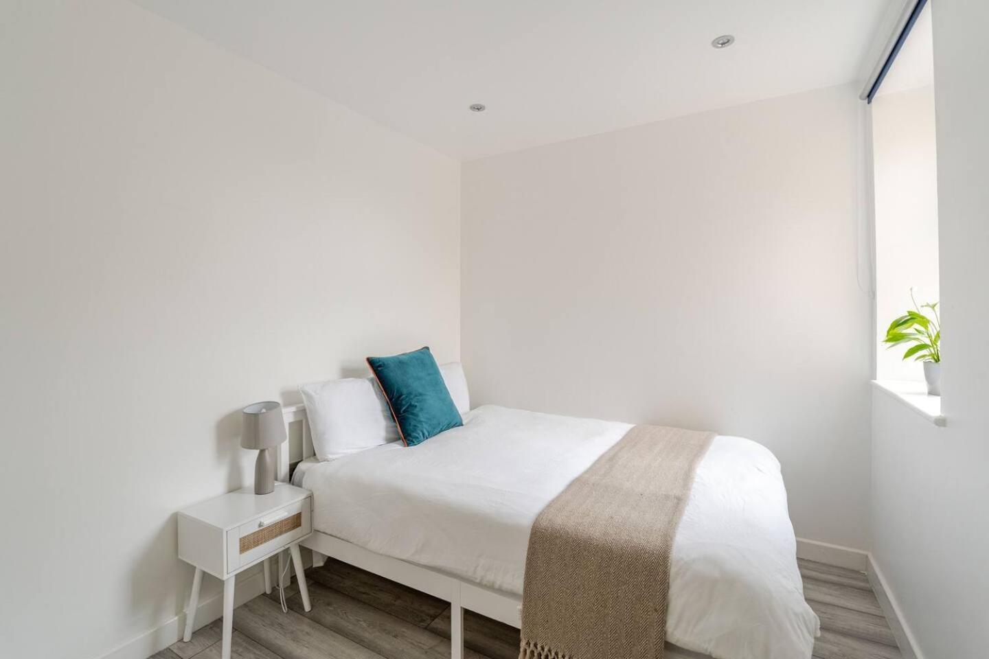 Beautiful Flat Near Central London - Entire Flat - Equipped Kitchen - Private Bathroom Buitenkant foto