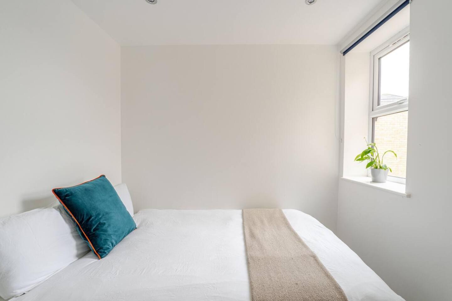 Beautiful Flat Near Central London - Entire Flat - Equipped Kitchen - Private Bathroom Buitenkant foto